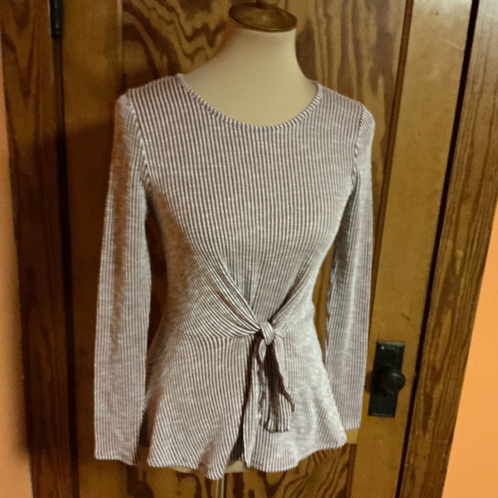 Caution to the wind striped tie waist peplum long sleeve top - Picture 5 of 10